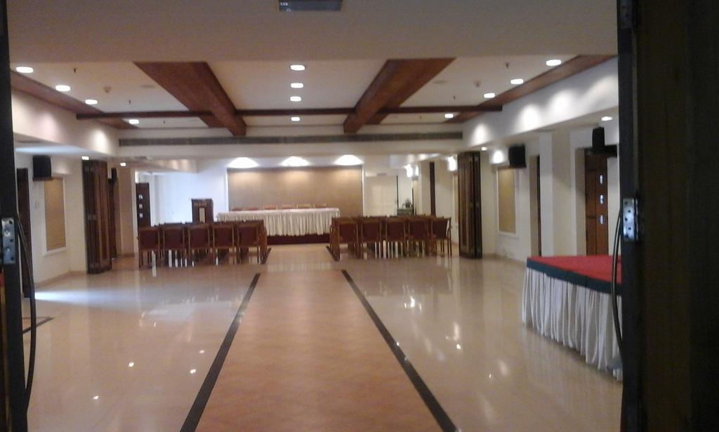 Nani Hotel Kollam Exterior foto